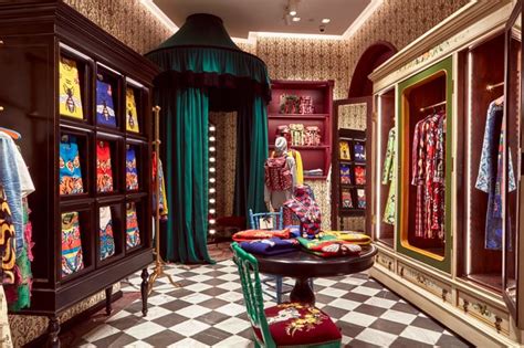 qui est proprietaire de gucci|maison Gucci florence.